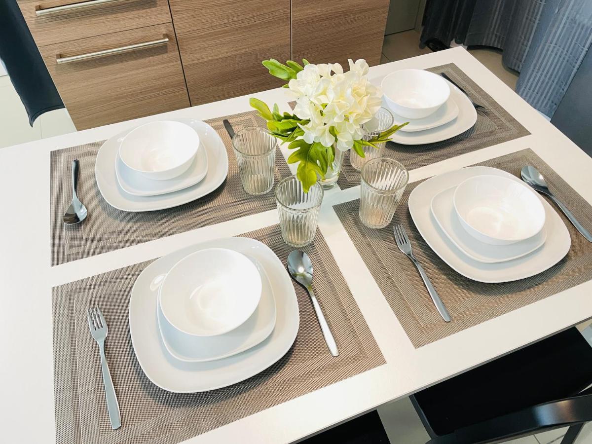 High Floor Studio Austin Regency Mount Austin W Balcony 3 Plus 1Pax 5 Mins Aeon Johor Bahru Exterior photo