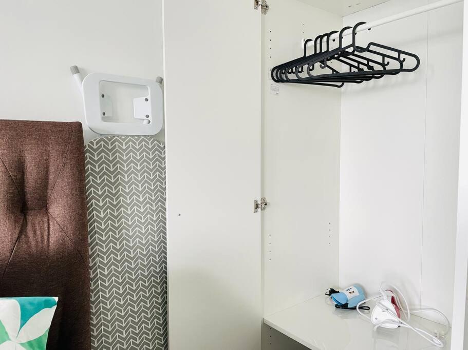 High Floor Studio Austin Regency Mount Austin W Balcony 3 Plus 1Pax 5 Mins Aeon Johor Bahru Exterior photo